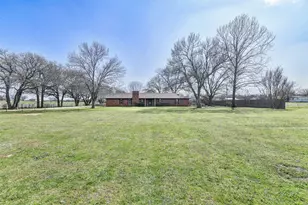 551 Co Rd 3390, Paradise, TX 76073 - Photo 25