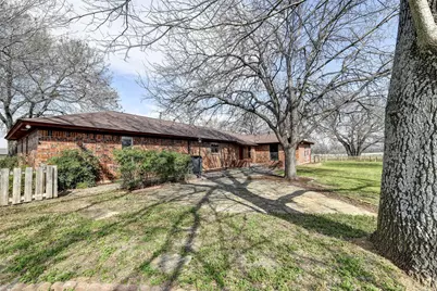 551 County Road 3390, Paradise, TX 76073 - Photo 27