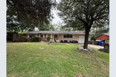 2324 Oak Cliff Drive, Waco, TX 76710 - Photo 9