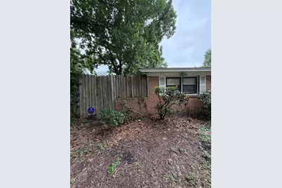 2324 Oak Cliff Drive, Waco, TX 76710 - Photo 3