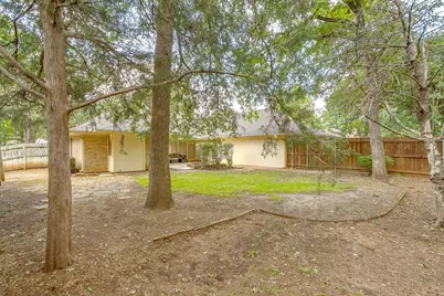 2907 Creekwood Drive, Grapevine, TX 76051 - Photo 39