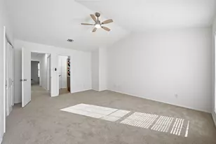 73 Winchester Dr, Euless, TX 76039 - Photo 11