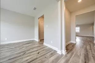 909 Emerson Dr, Anna, TX 75409 - Photo 3