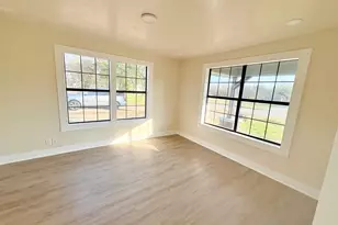 905 2nd St, Graham, TX 76450 - Photo 15
