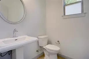 3427 W 6th St, Fort Worth, TX 76107 - Photo 15