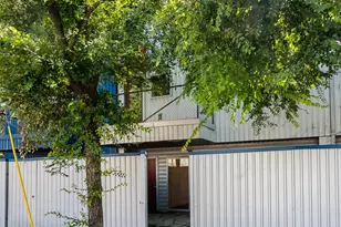 1429 Caddo St, Dallas, TX 75204 - Photo 37