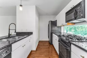 1429 Caddo St, Dallas, TX 75204 - Photo 13