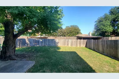 3309 Courtland Place, Garland, TX 75040 - Photo 3