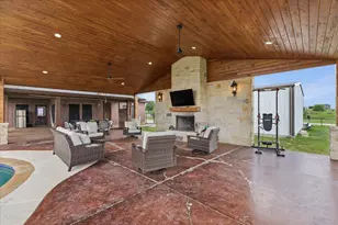 430 Ridgecrest Pl, Sanger, TX 76266 - Photo 33