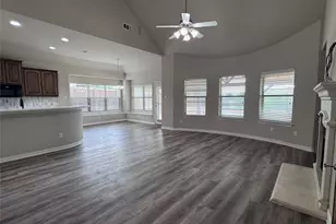 1509 Lakeway Dr, Little Elm, TX 75068 - Photo 11