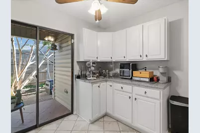 2812 Prescott Drive, Carrollton, TX 75006 - Photo 13