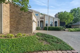 2812 Prescott Dr, Carrollton, TX 75006 - Photo 1