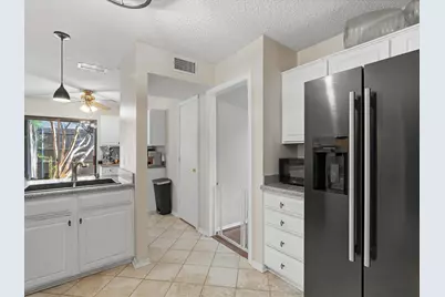 2812 Prescott Drive, Carrollton, TX 75006 - Photo 11