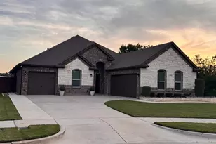 7802 Bella Way, Arlington, TX 76001 - Photo 1
