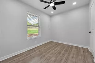 1300 E Fogg St, Fort Worth, TX 76115 - Photo 13