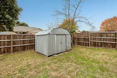 2810 Landershire Lane, Garland, TX 75044 - Photo 31