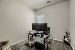 2002 Milano Ln, Lewisville, TX 75077 - Photo 9