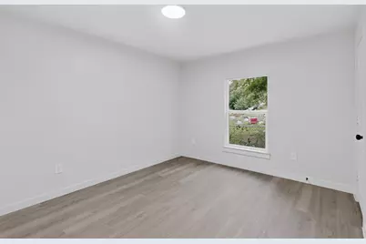 2703 Gertrude Avenue, Dallas, TX 75210 - Photo 25
