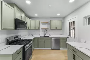 125 29th St, Grand Prairie, TX 75050 - Photo 3