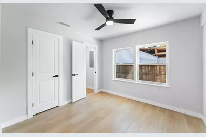 125 29th Street, Grand Prairie, TX 75050 - Photo 13