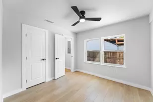 125 29th St, Grand Prairie, TX 75050 - Photo 13