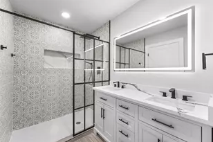 125 29th St, Grand Prairie, TX 75050 - Photo 9