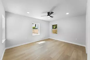125 29th St, Grand Prairie, TX 75050 - Photo 15