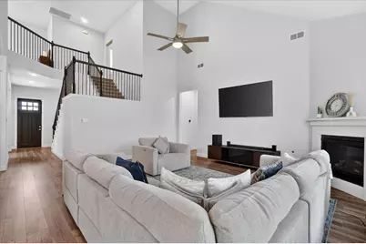 912 Brenda Drive, Mansfield, TX 76063 - Photo 17