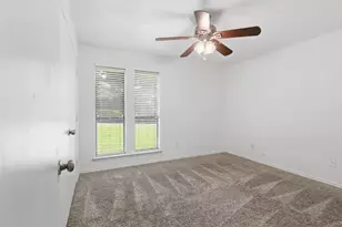 1218 Sycamore Dr, Carrollton, TX 75007 - Photo 27