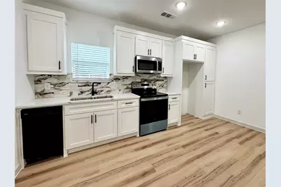 2916 Hemphill Street, Greenville, TX 75401 - Photo 21