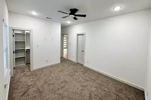 2916 Hemphill St, Greenville, TX 75401 - Photo 13