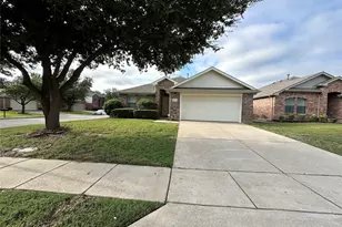 1201 Maddy Ln, Flower Mound, TX 75028 - Photo 3
