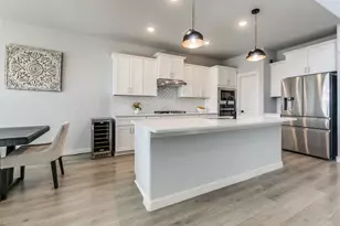 150 Camelia St, Garland, TX 75043 - Photo 7