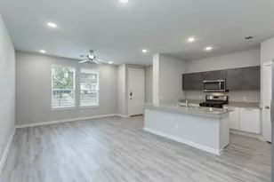 1304 Pebblebrook Dr, McKinney, TX 75071 - Photo 11