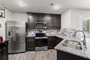6810 Topaz Dr, Greenville, TX 75402 - Photo 3