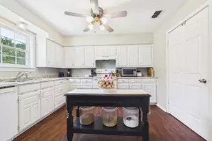 7574 State Hwy 64, Ben Wheeler, TX 75754 - Photo 9