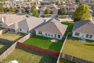 325 Crosscreek Dr, Princeton, TX 75407 - Photo 25