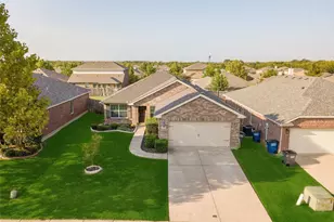 325 Crosscreek Dr, Princeton, TX 75407 - Photo 3