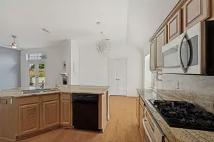 10518 Brandenberg Dr, Frisco, TX 75035 - Photo 11