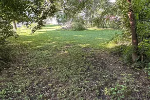 420 E Denton St, Howe, TX 75459 - Photo 5