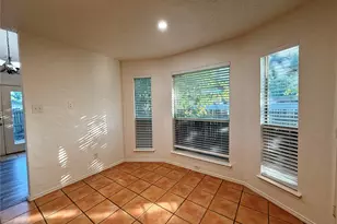 6036 Maple Leaf Dr, Arlington, TX 76017 - Photo 13