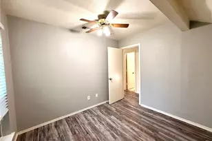 6036 Maple Leaf Dr, Arlington, TX 76017 - Photo 5