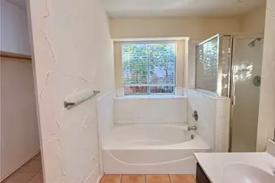 6036 Maple Leaf Dr, Arlington, TX 76017 - Photo 21
