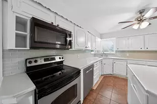 928 E Bear Creek Rd, Glenn Heights, TX 75154 - Photo 13