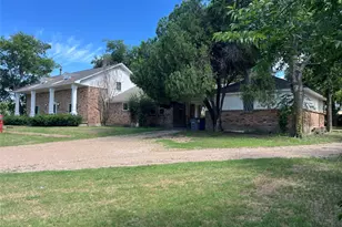 928 E Bear Creek Rd, Glenn Heights, TX 75154 - Photo 1