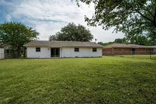 1216 Bryant St, Benbrook, TX 76126 - Photo 23