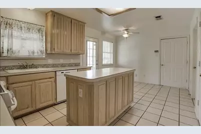 2625 Cheyenne, Crowley, TX 76036 - Photo 7