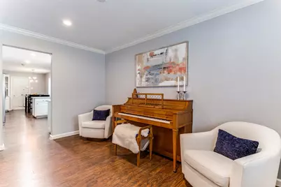 4805 Creighton Drive, Dallas, TX 75214 - Photo 9