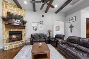 511 Oak Forest Ct, Kennedale, TX 76060 - Photo 5
