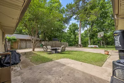 1047 Westlake Drive, DeSoto, TX 75115 - Photo 27